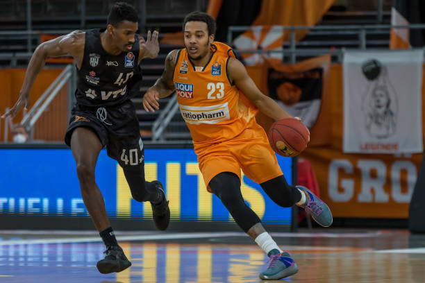 顶级中场 顶级中场