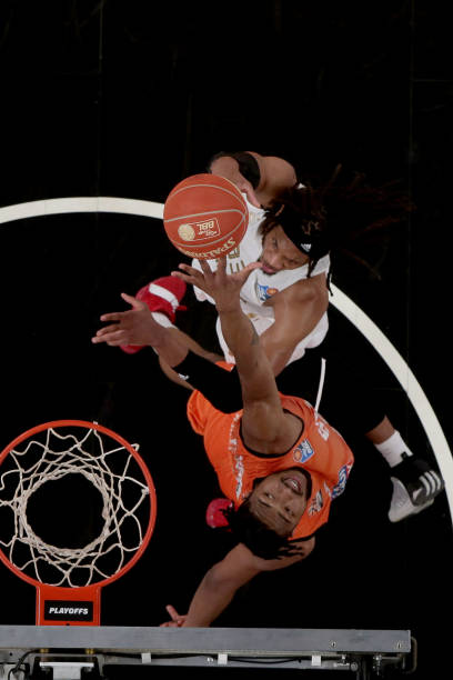 受高压考验 受高压考验