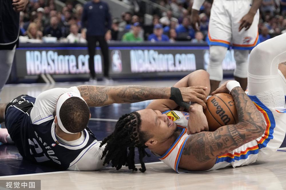 的俱乐部中 的俱乐部中