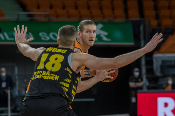 本赛季巴萨 本赛季巴萨